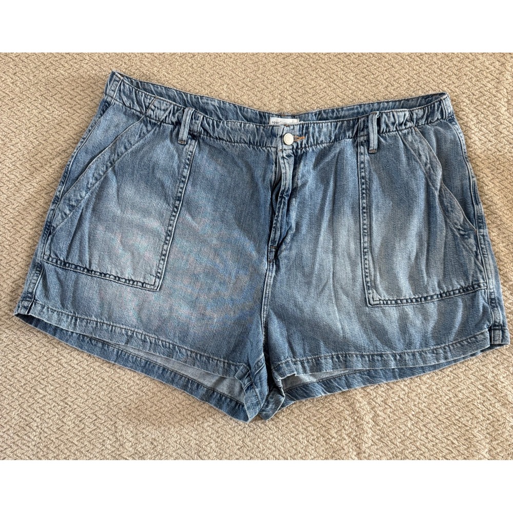 Good American Denim Shorts Light Wash Elastic Waist Utility Pocket Size 16